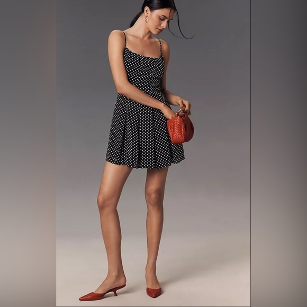 New Reformation Annelise Mini Pleated Dress Caviar Dot size 4